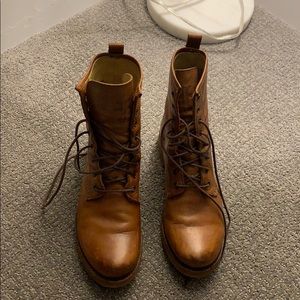 Women’s FRYE Veronica Combat size 9